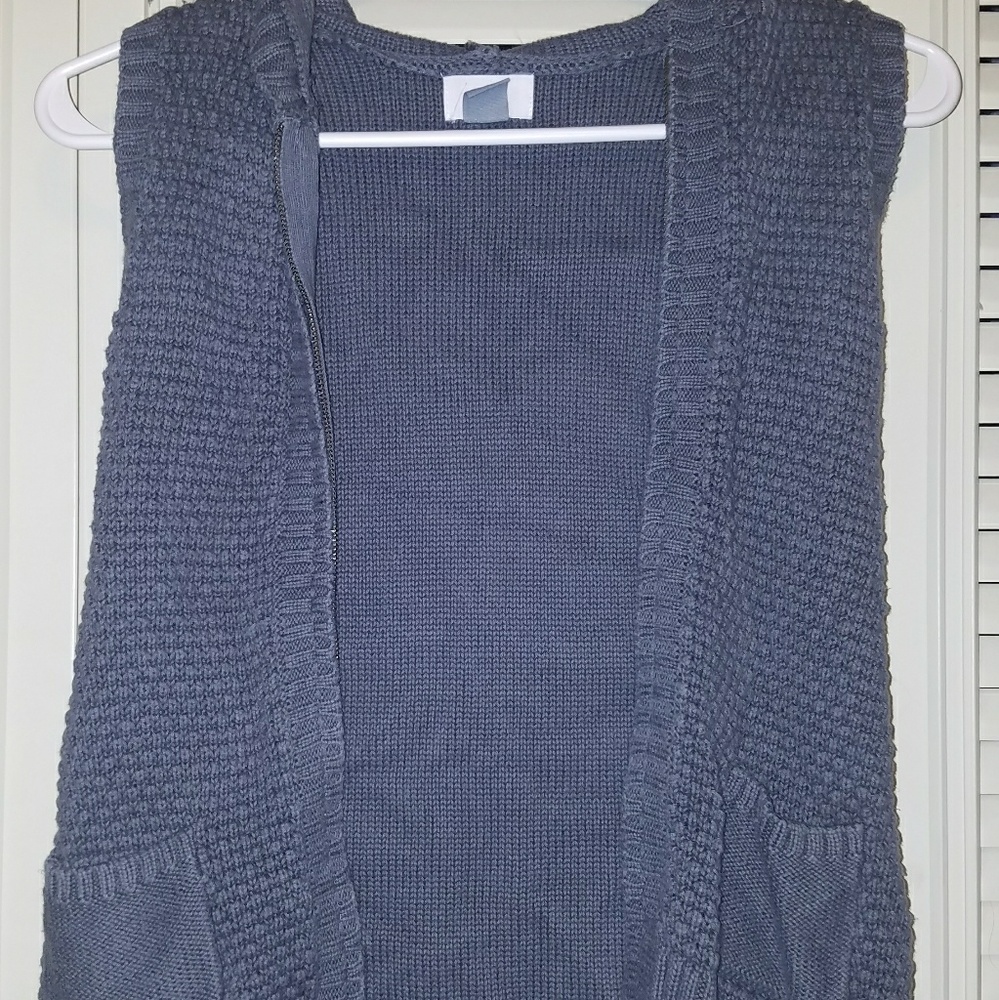 grey sweater jacket
